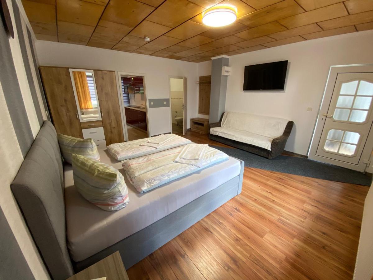 Pension Florion Bernburg Exterior foto